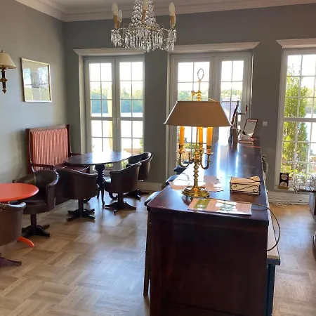 Fogadó Podzamcze - Schlosspension Krąg